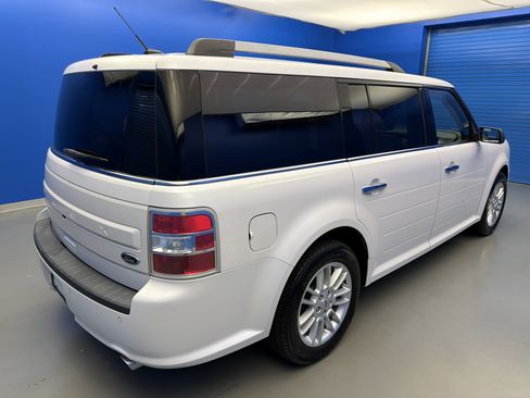Used 2018 Ford Flex SEL w/ Equipment Group 202A FWD image 7