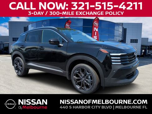 New 2025 Nissan Kicks SR image 1