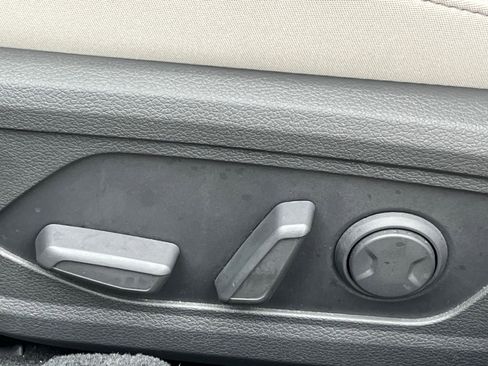 Used 2025 Hyundai Sonata SEL FWD image 22
