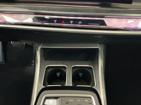 Certified 2023 BMW 740i 740i image 13