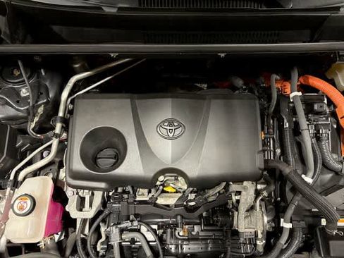 Used 2019 Toyota RAV4 Limited w/ Carpet Mat Package AWD/4WD image 12