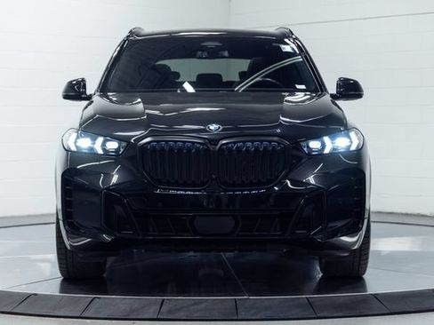 Certified 2024 BMW X5 xDrive40i w/ M Sport Package AWD/4WD image 5