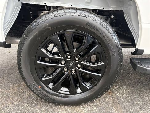 New 2025 Ford F150 Lariat w/ Equipment Group 502A High image 13