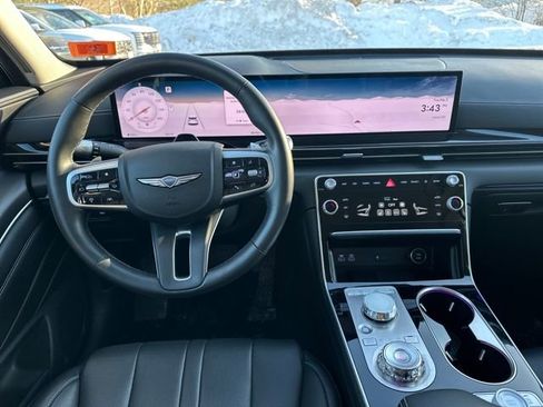 Used 2025 Genesis GV80 2.5T Standard image 15