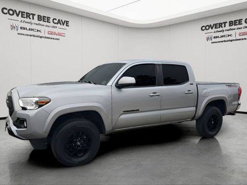 Used 2021 Toyota Tacoma SR5 image 4