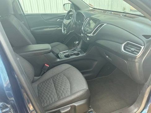 Used 2019 Chevrolet Equinox LT w/ Driver Convenience Package FWD image 38