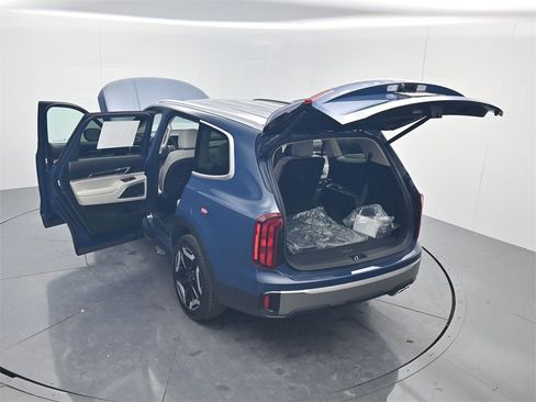 New 2025 Kia Telluride S image 51