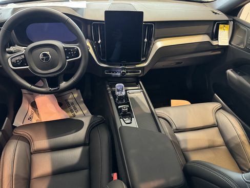 New 2026 Volvo XC60 B5 Ultra w/ Climate Package image 12