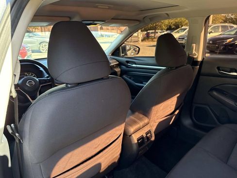 Used 2019 Nissan Altima 2.5 SV image 14