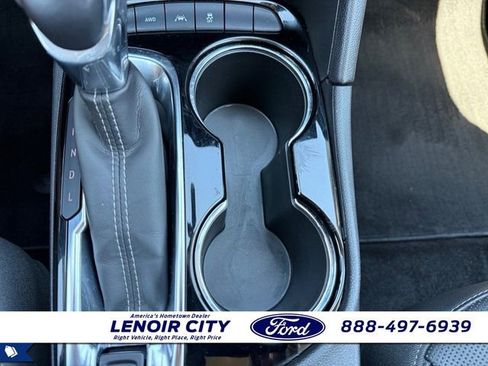 Used 2024 Buick Encore GX Sport Touring w/ Advanced Technology Package AWD/4WD image 28