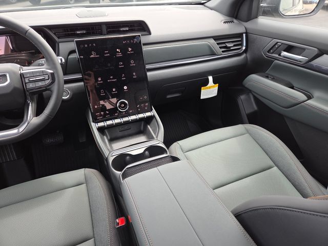 New 2026 GMC Terrain AT4 w/ Technology Package II AWD/4WD image 31