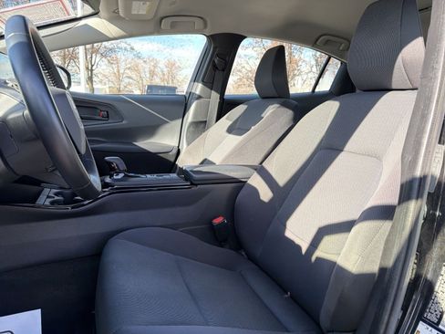 Used 2023 Toyota Prius LE image 17