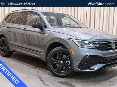 Certified 2024 Volkswagen Tiguan SE R-Line