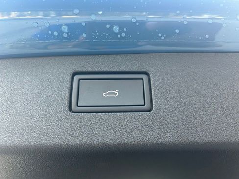 New 2026 Volkswagen Tiguan SE R-Line image 47