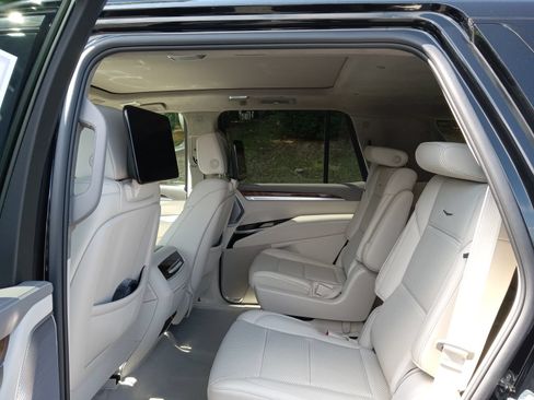 Certified 2026 Cadillac Escalade Platinum Sport AWD/4WD image 26