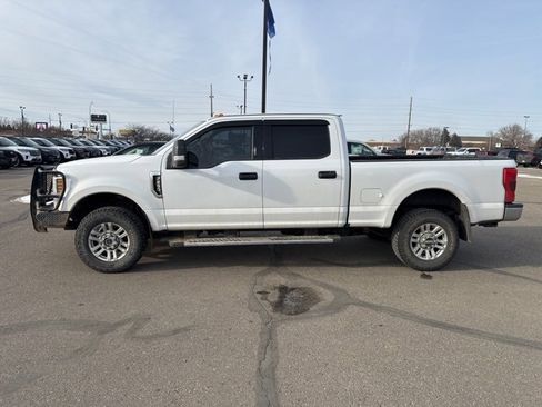 Used 2019 Ford F250 XLT w/ XLT Value Package image 5