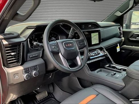 New 2025 GMC Sierra 2500 AT4 w/ Technology Package AWD/4WD image 7
