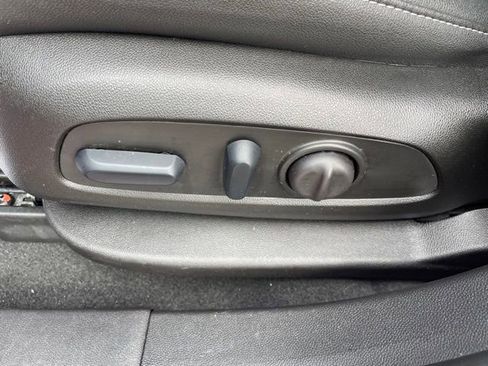 Used 2024 Chevrolet Blazer LT FWD image 15