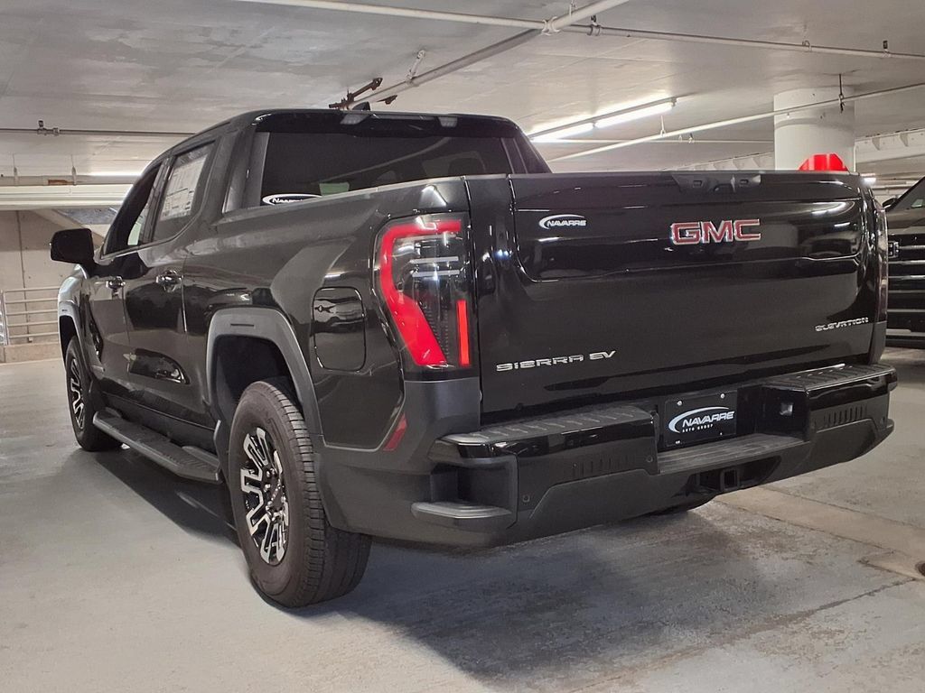 Used 2026 GMC Sierra EV Elevation AWD/4WD image 10