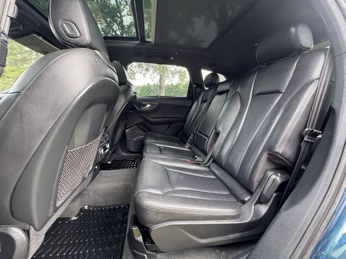 Used 2018 Audi Q7 3.0T Prestige AWD/4WD image 21