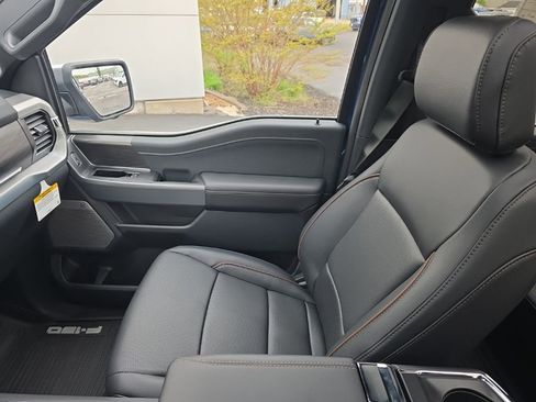 New 2025 Ford F150 Lariat w/ Equipment Group 502A High image 38