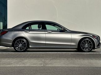 Used 2019 Mercedes-Benz C 300 Sedan video 2