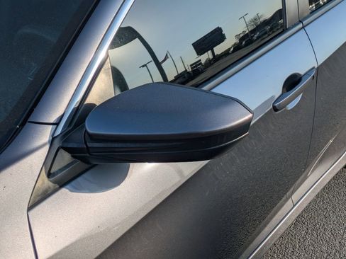 Used 2020 Honda Civic LX image 13