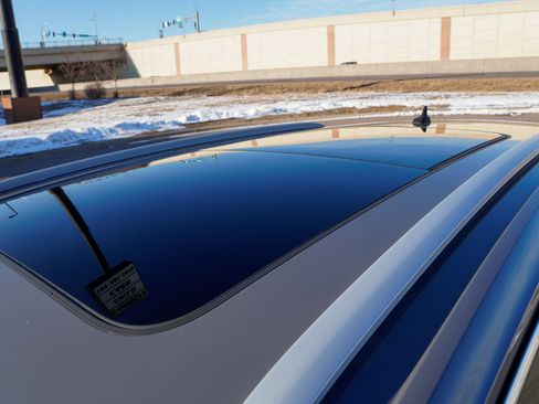 Used 2020 Volkswagen Atlas Cross Sport SEL Premium R-Line image 35