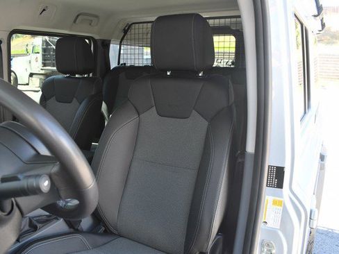Used 2024 INEOS Grenadier AWD/4WD image 17