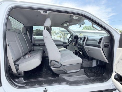 Used 2017 Ford F250 XL w/ Power Equipment Group image 17