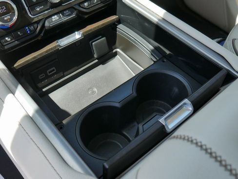 Used 2023 GMC Yukon XL Denali image 59