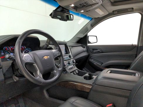 Used 2020 Chevrolet Suburban LT AWD/4WD image 13