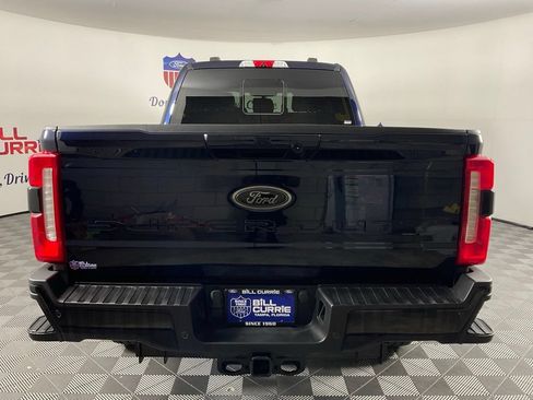 Used 2025 Ford F250 Lariat w/ Black Appearance Package AWD/4WD image 4
