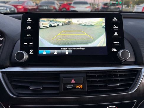 Used 2019 Honda Accord Sport image 17