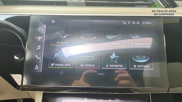 Used 2024 Audi Q8 e-tron Premium AWD/4WD image 63