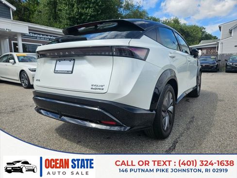 Used 2024 Nissan Ariya AWD image 5