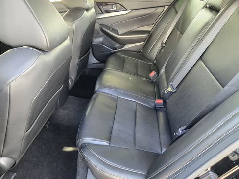 Used 2023 Nissan Maxima SV w/ Floor Mat Group FWD image 19