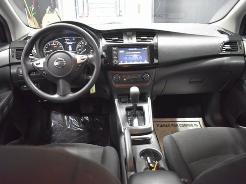 Used 2019 Nissan Sentra S image 12