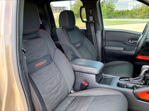 Used 2023 Nissan Frontier Pro-X w/ Pro Convenience Package image 8