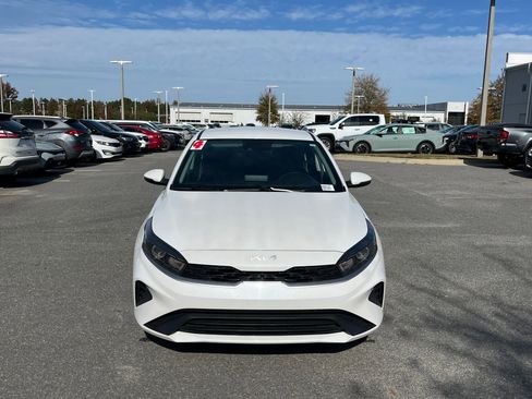 Used 2024 Kia Forte LXS w/ LXS Technology Package image 12