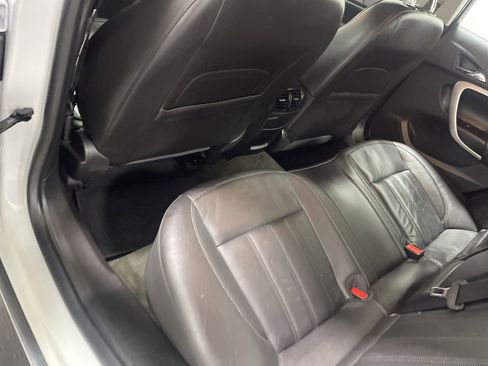 Used 2017 Buick Regal Sport Touring image 17