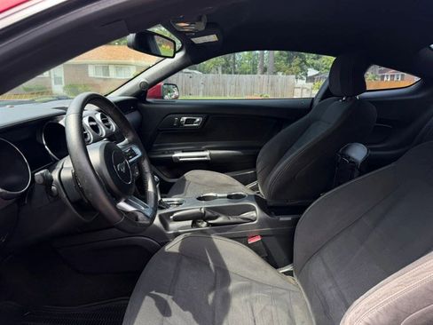 Used 2016 Ford Mustang GT RWD image 15