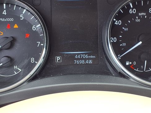 Used 2015 Nissan Rogue SL FWD image 19