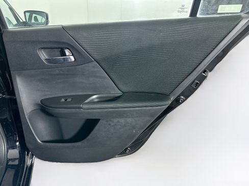 Used 2014 Honda Accord LX image 26