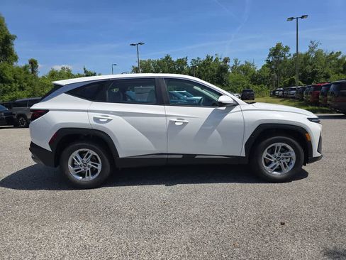 New 2026 Hyundai Tucson SE FWD image 8