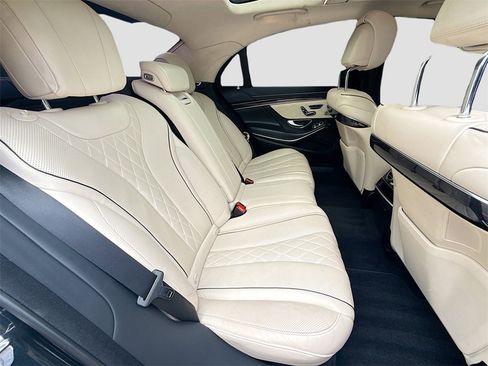 Used 2019 Mercedes-Benz S 560 S 560 w/ AMG Line Exterior image 25