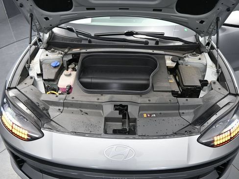 Used 2023 Hyundai Ioniq 6 SEL w/ Cargo Package AWD/4WD image 29
