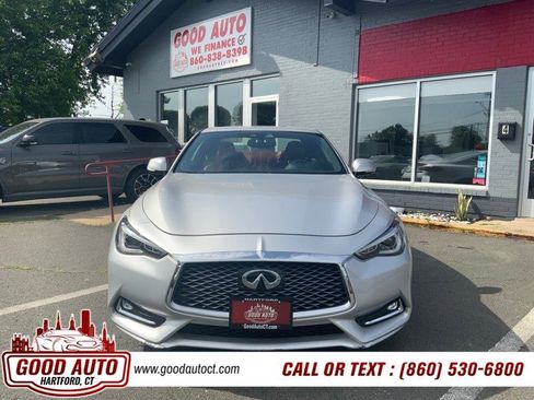 Used 2017 INFINITI Q60 Red Sport 400 AWD/4WD image 2