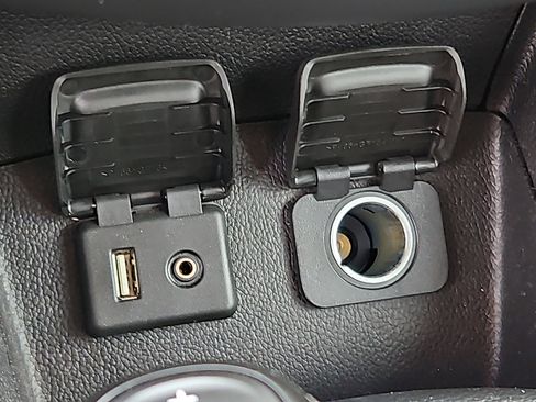 Used 2018 Chevrolet Cruze LT image 22