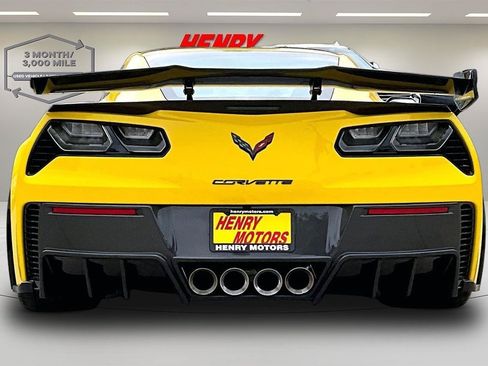 Used 2019 Chevrolet Corvette Z06 RWD image 5